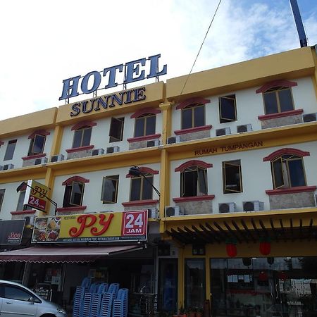 Sunnie Hotel جوهر بهرو المظهر الخارجي الصورة