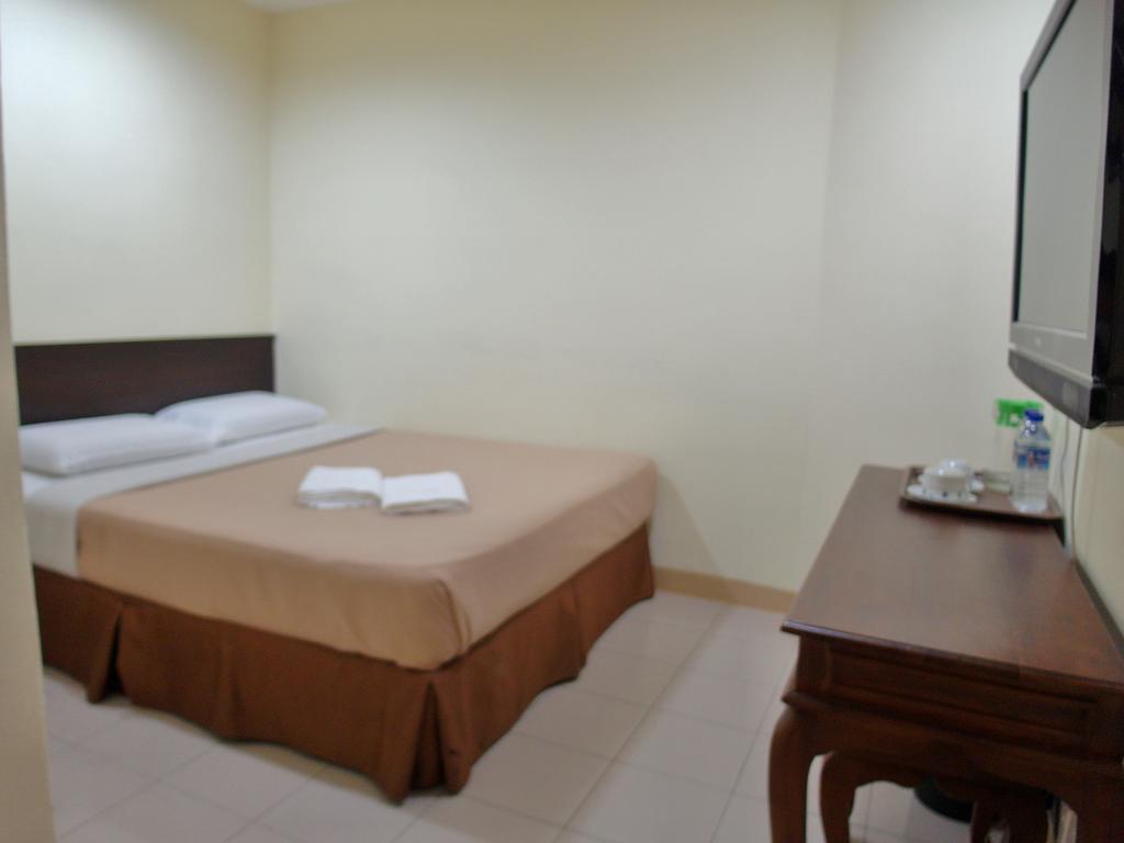 Sunnie Hotel جوهر بهرو الغرفة الصورة